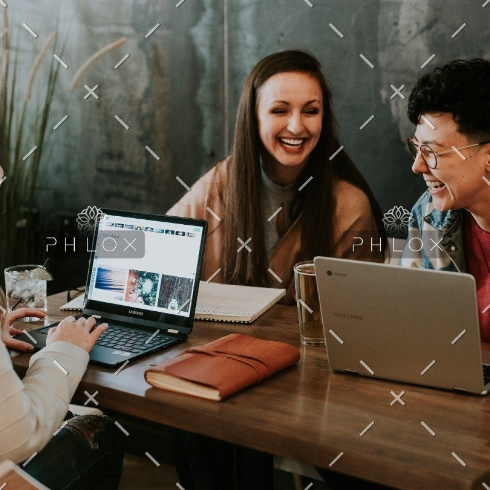 demo-attachment-163-brooke-cagle-609873-unsplash